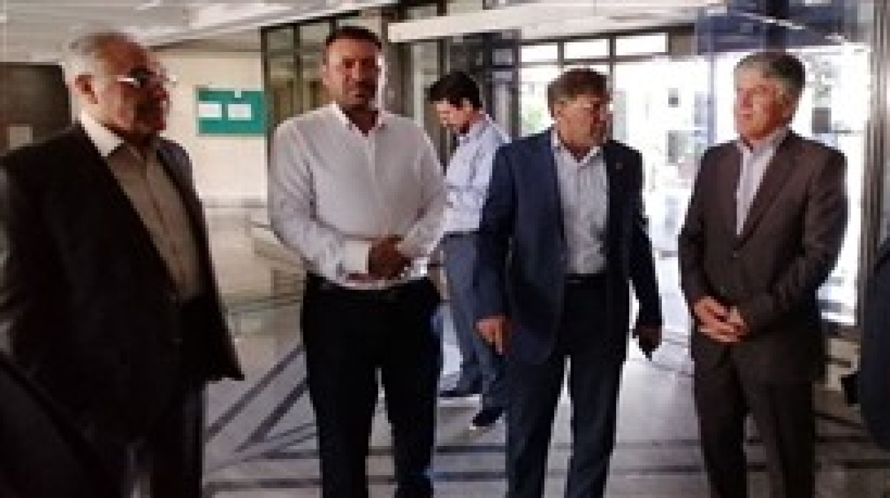 زیرساخت‌های دیجیتال پایدار با توسعه فیبر نوری و SWAP در شیراز محقق می‌شود